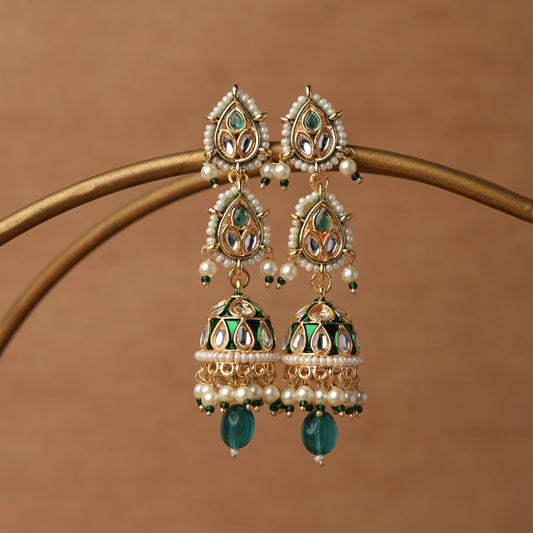 Kundan drop earrings