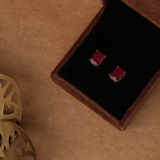 Red rectangle stone stud